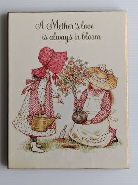 Holly Hobbie Mother’s Love Plaque 1983 American Greetings Cottage Decor Gift VTG